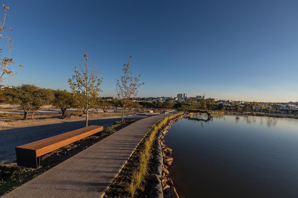 Lago de Juriquilla 11