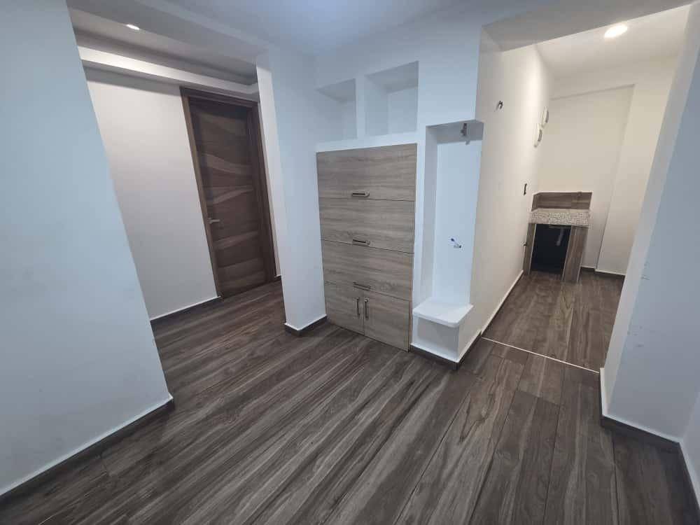 thumb2068ed569ababf1